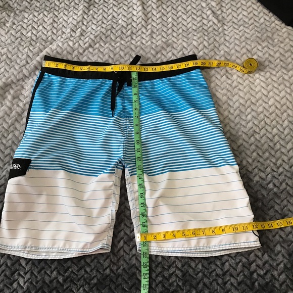 Rip Curl Men’s Boardshorts, Size 38, Colour Blue & White with Stripes. - Picture 3 of 14